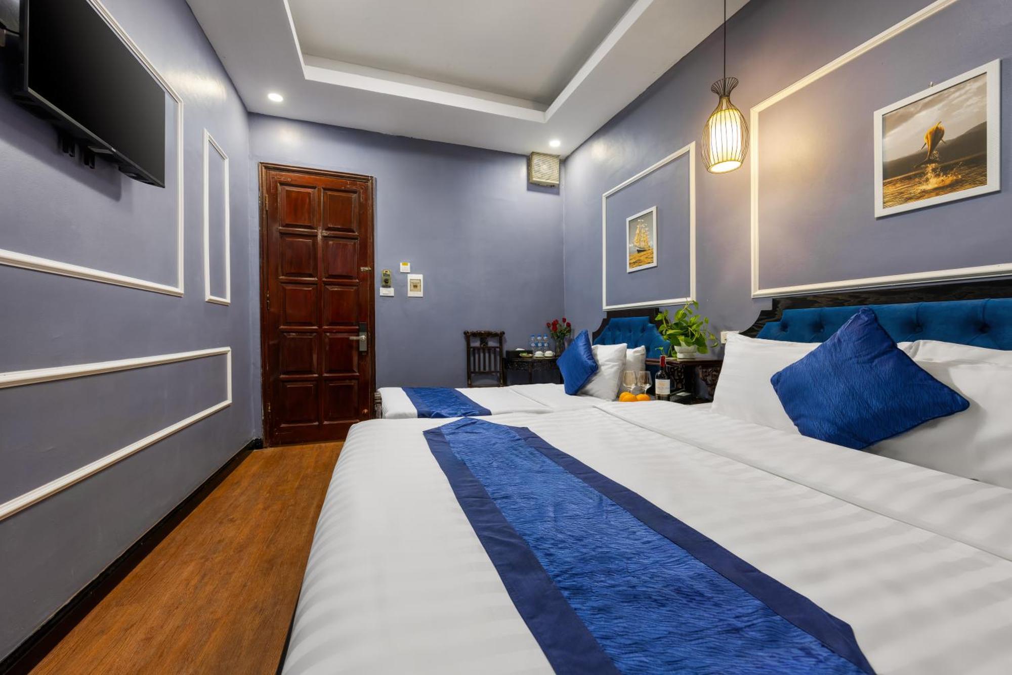 Superior Triple Room